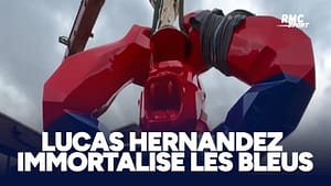 Lire la suite à propos de l’article Lucas Hernandez immortalise sa victoire en Coupe du Monde avec une statue XXL