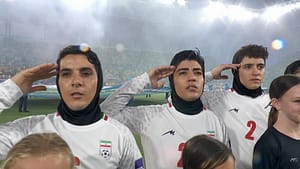 Lire la suite à propos de l’article Guerre au Moyen-Orient: « Ma famille me manque », l&rsquo;équipe féminine de foot d&rsquo;Iran s&rsquo;apprête à rentrer au pays