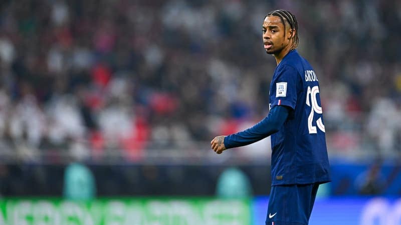 You are currently viewing « Tout le monde est critiqué au PSG », Luis Enrique prend la défense de Bradley Barcola