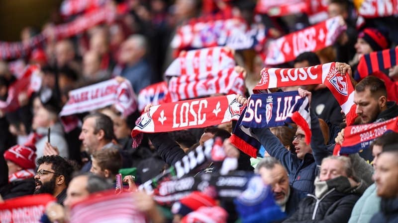 You are currently viewing Non, Lille n’a pas été sanctionné pour un tifo à l’effigie de Jeanne d’Arc contre Aston Villa en Ligue Europa
