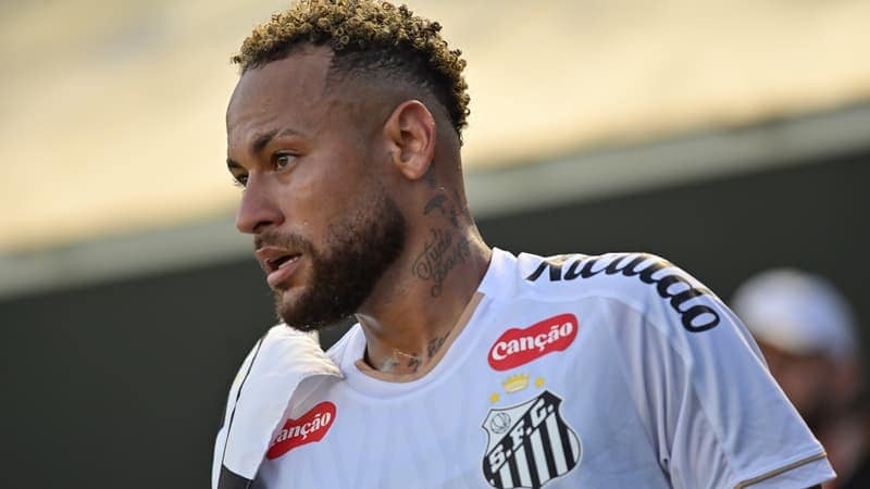 You are currently viewing Les nouvelles qui inquiètent le Brésil: Neymar indisponible plusieurs semaines et incertain pour la Coupe du monde 2026