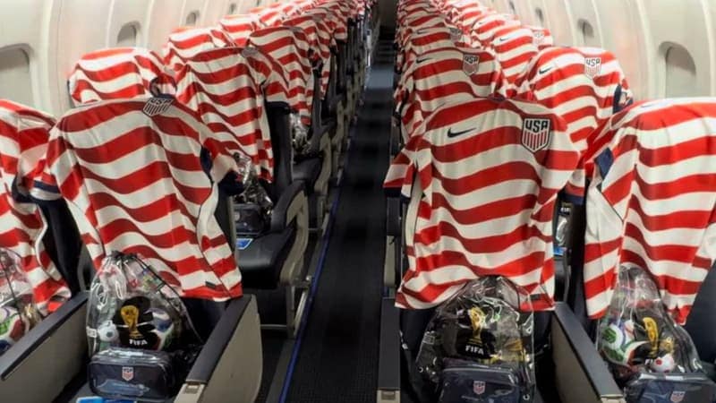 You are currently viewing Coupe du monde 2026: maillot de l&rsquo;équipe, trousse de toilette, produits dérivés… La jolie surprise d&rsquo;American Airlines à des passagers avant le deuxième match des Etats-Unis